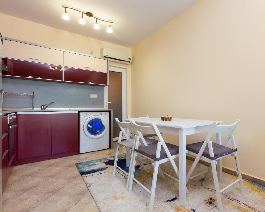 Aparthouse Paradise Bay Apartment Sozopol Exterior photo